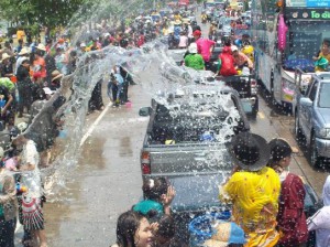 Тайский новый год Сонгкран Thailand Phuket Songkran