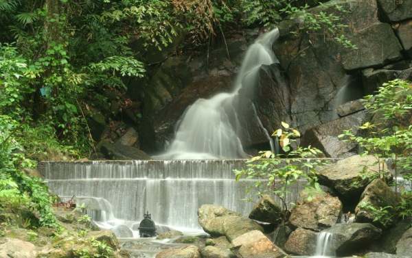 kathu waterfall phuket